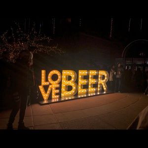 Meet your Posher, Awa